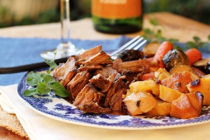 мясо с овощами в духовке