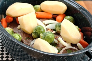 мясо с овощами в духовке