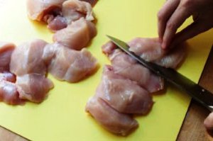 куриная грудка с овощами