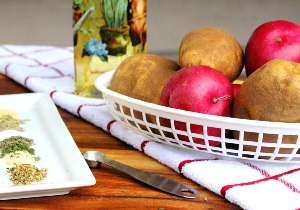 жареная картошка в духовке