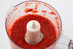торт с клубникой