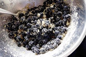 пирог с черникой