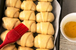 Рогалики домашние из дрожжевого теста