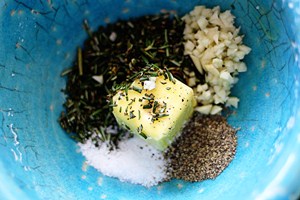 курица целиком в духовке