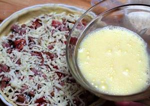 Заливной пирог с грибами и сыром