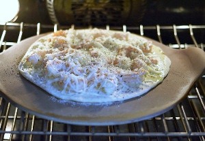 Выпекаем пиццу в духовке