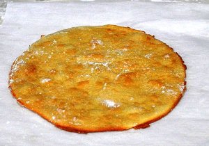 Выпекаем коржи в духовке