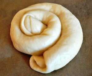 Булочки сдобные с сахаром в духовке