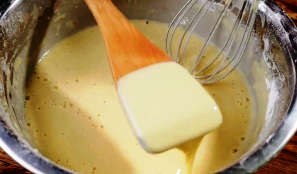Блины с сыром и красной икрой