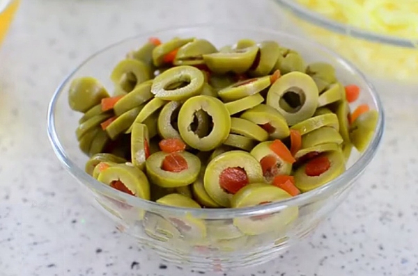 Пирог с курицей в духовке