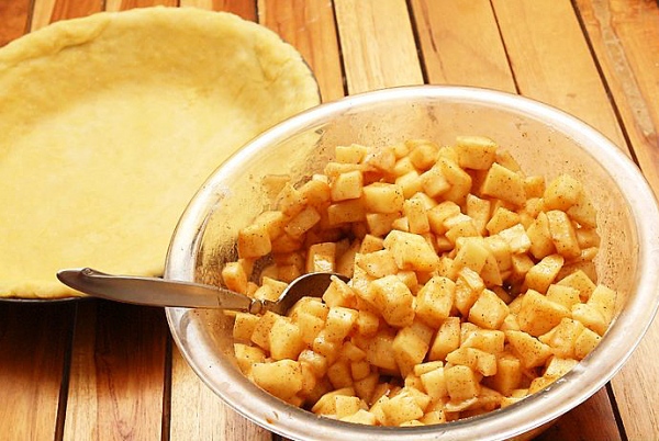 Рецепт вкусного пирога с яблоками 