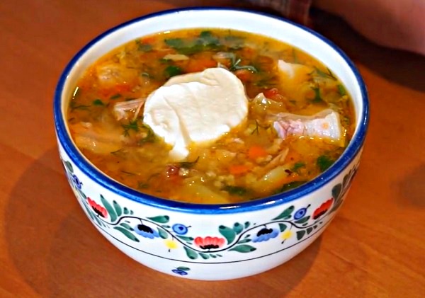 Кислые щи из квашеной капусты