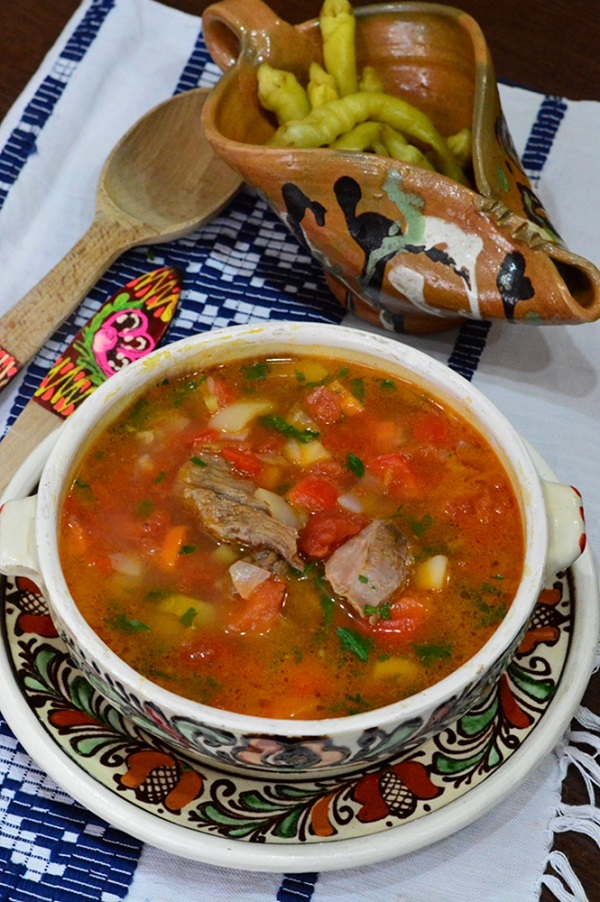 Вкусный суп с кабачками
