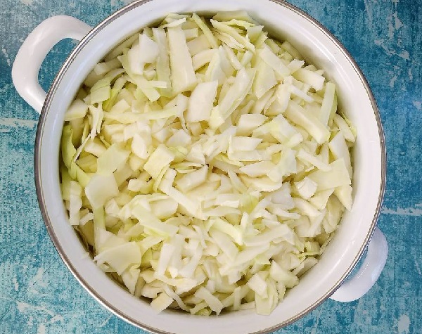 Как приготовить бигус из свежей капусты с мясом