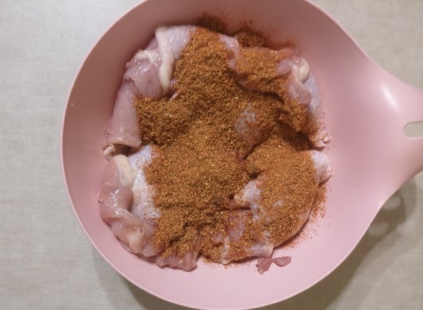 Фаршированные куриные бедра