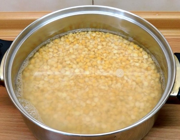 Гороховый суп с копченостями
