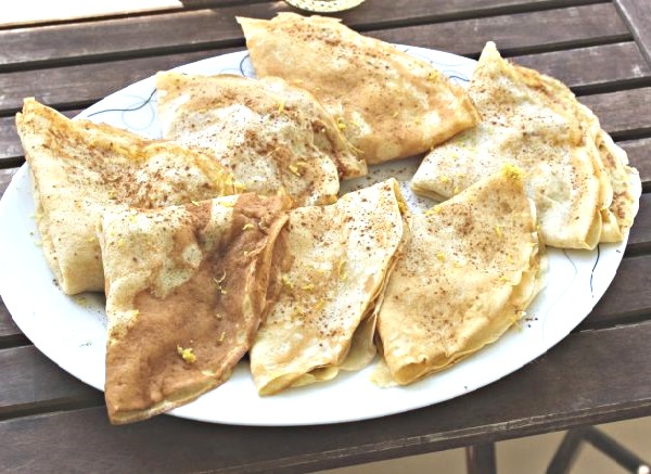 Фаршированные блины с яблоками