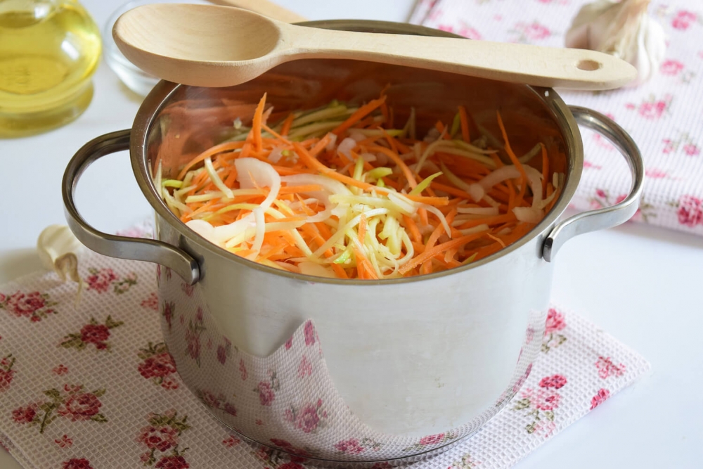 Салат кабачки по корейски на зиму