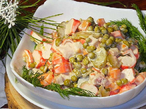 Салат с крабовыми палочками самый вкусный рецепт