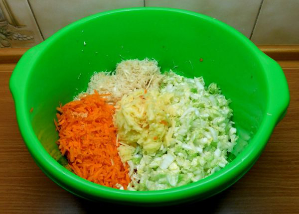 Вкусный салат из пекинской капусты