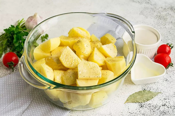 Курица с картошкой в рукаве для запекания