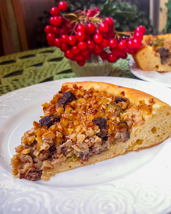 Пирог с мясом в духовке простой рецепт
