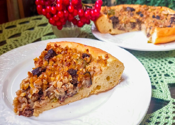 Рецепт дрожжевой пирог с мясом в духовке