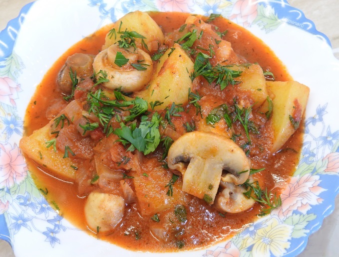 Жаркое с картофелем и грибами в духовке