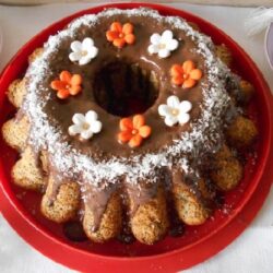 Маковий бісквітний торт